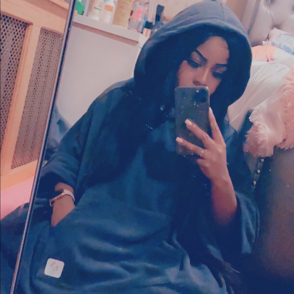 Cloaks -Evolving Star Apparel - Picture 3 of 6